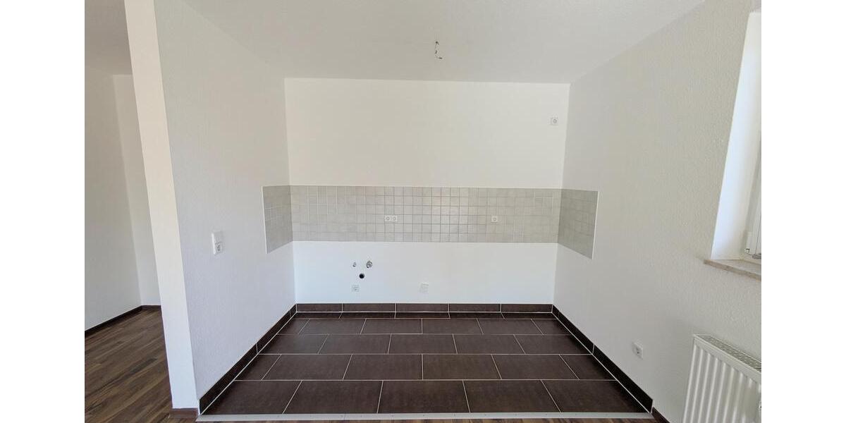 Dachgeschoßwohnung Zwickau - 3 Zimmer, 78 m&sup2;, 595&euro; | Angebot:26404437
