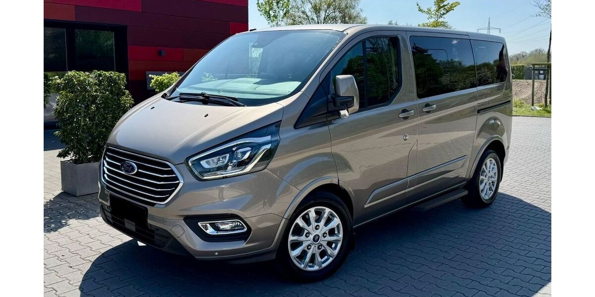 Ford Tourneo Custom 144.000 km 25.990 &euro; Ahaus 48683
