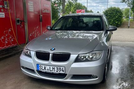 BMW 318 157.000 km 3.150 &euro; Hecklingen 39444