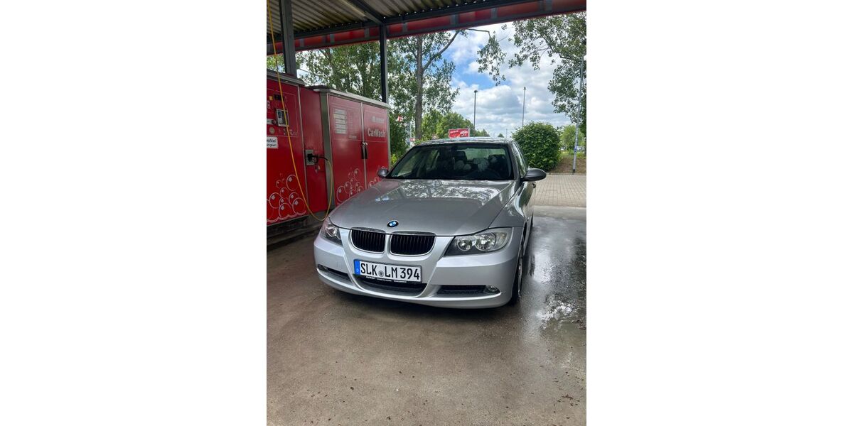 BMW 318 157.000 km 3.150 &euro; Hecklingen 39444