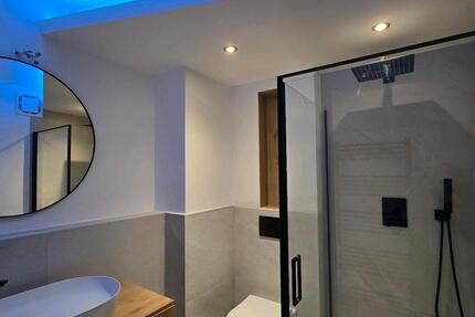 RENOVIERTE, PROVISIONSFREIE UND HELLE 3-ZI.-EG-WOHNUNG 3 zimmer