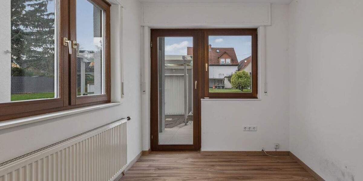 Doppelhaushälfte Karlsruhe Neureut - 6 Zimmer, 147 m&sup2;, 599.000&euro; | Angebot:25681026
