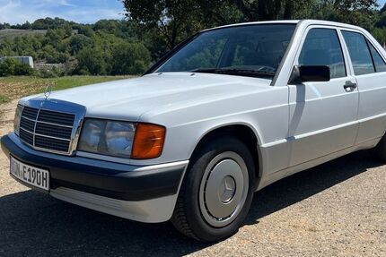 Mercedes-Benz 190 143.000 km 4.500 € Berlichingen 74214