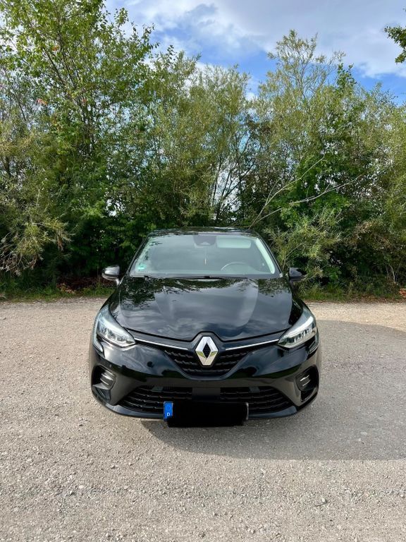 Renault Clio 89.680 km 10.900 € muhr am see 91735