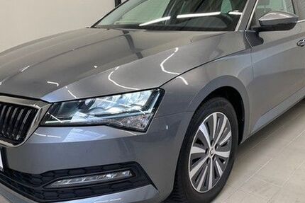 Skoda Superb 26.989 km 28.880 &euro; Cloppenburg 49661