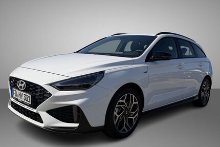 Hyundai i30 6.082 km 30.990 &euro; Petersberg 36100