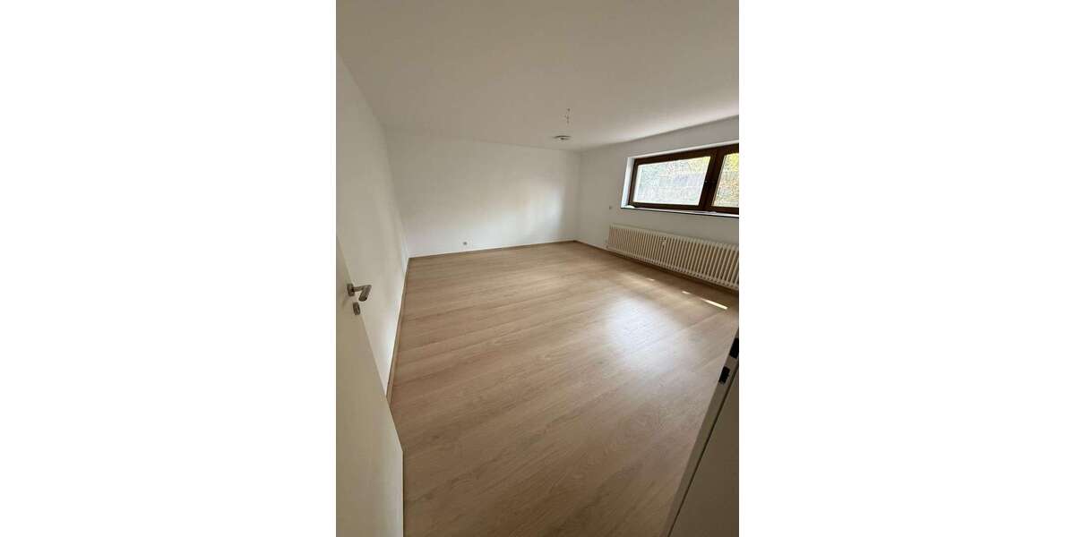 Etagenwohnung Karlsruhe Neureut - 3 Zimmer, 74 m&sup2;, 800&euro; | Angebot:27031651