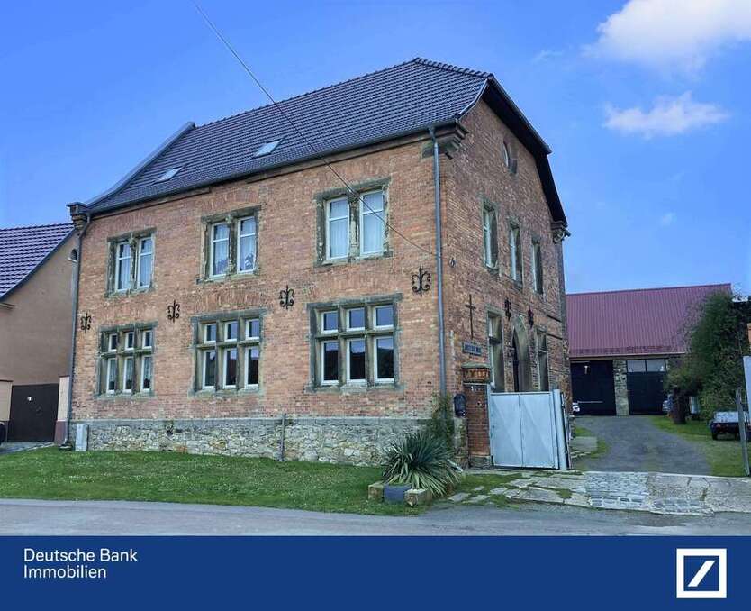Haus zum Kaufen in Ziegelroda 198.000 € 210 m²