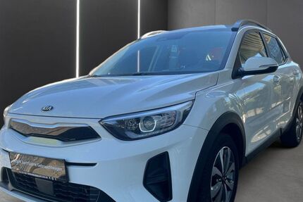 Kia Stonic 73.800 km 12.890 &euro; Aachen 52078