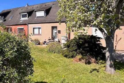 Haus Tüttendorf - 6 Zimmer, 150 m&sup2;, 265.000&euro; | Angebot:26399802
