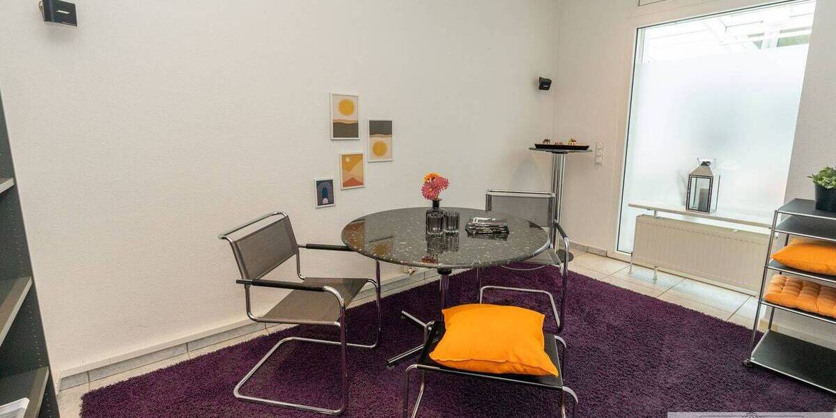 Mehrfamilienhaus, Wohnhaus Düsseldorf Benrath Benrath - 1 Zimmer, 226 m&sup2;, 3.000&euro; | Angebot:26687558