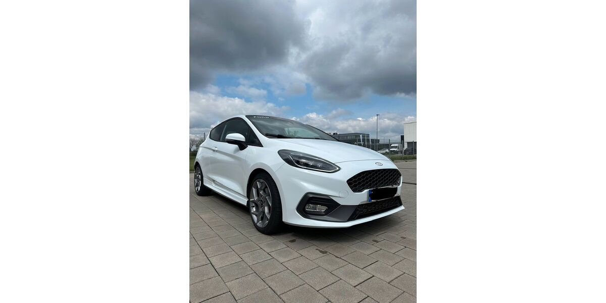 Ford Fiesta 96.500 km 13.999 &euro; Ehrenkirchen 79238