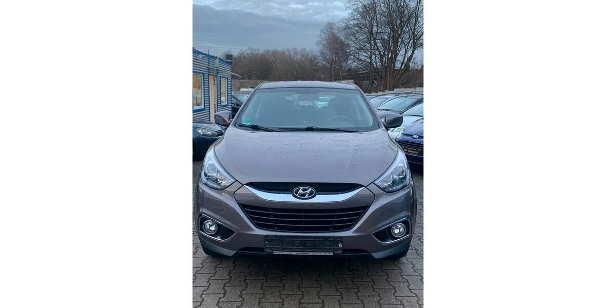Hyundai ix35 98.000 km 9.999 &euro; Essen 45356