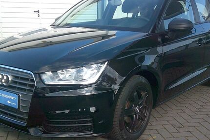 Audi A1 61.000 km 13.750 &euro; Gronau (Leine) OT Brüggen 31028