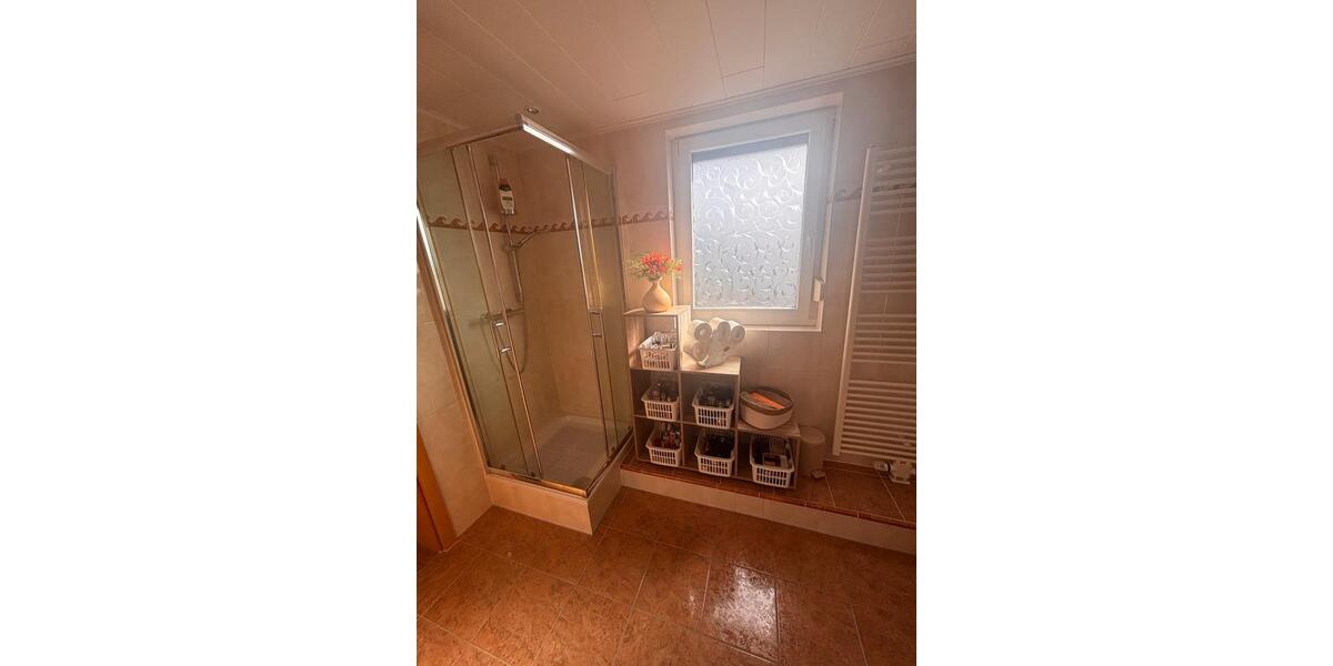 Einfamilienhaus Kassel Vorderer Westen - 3 Zimmer, 110 m&sup2;, 1.200&euro; | Angebot:25429519