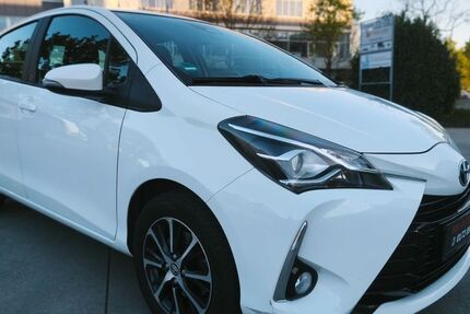 Toyota Yaris 109.902 km 9.999 &euro; Fellbach 70736