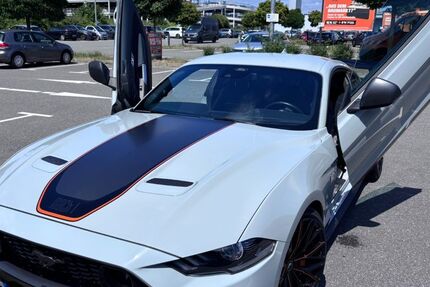 Ford Mustang 33.333 km 45.200 &euro; Hamburg 20249