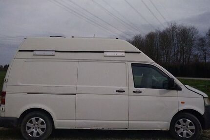VW T5 Transporter 276.000 km 8.750 &euro; Bergkirchen 85232