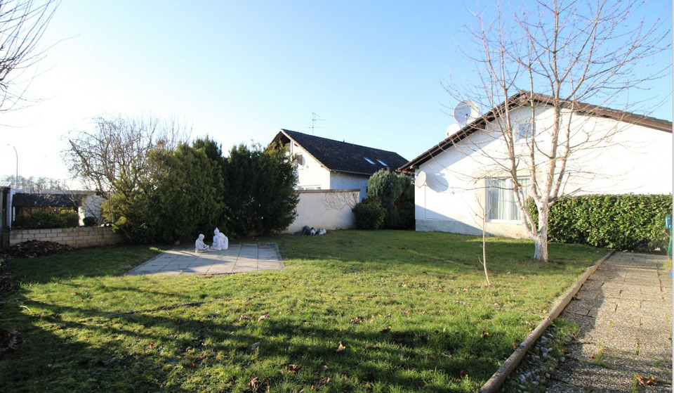 Einfamilienhaus Freigericht - 4 Zimmer, 235 m&sup2;, 2.000&euro; | Angebot:25365735