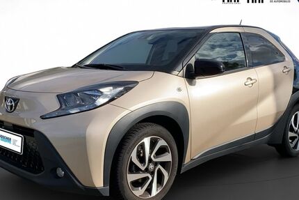 Toyota Aygo (X) 12.000 km 16.790 &euro; Wilhelmshaven 26389