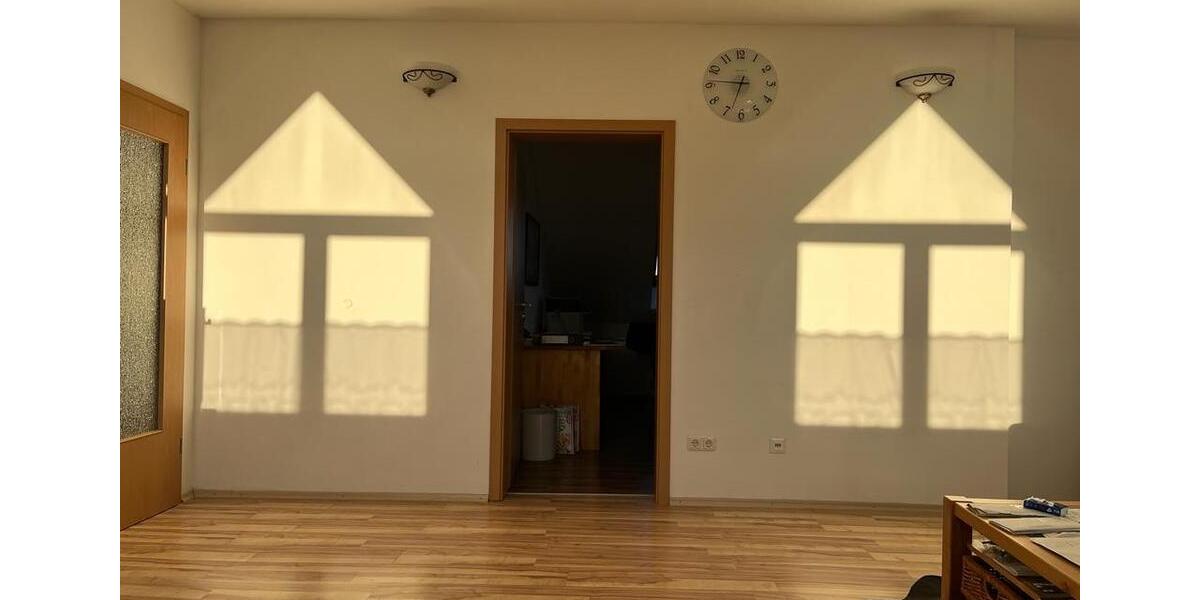 Dachgeschoßwohnung Augsburg Firnhaberau - 3 Zimmer, 76 m&sup2;, 295.000&euro; | Angebot:24626791