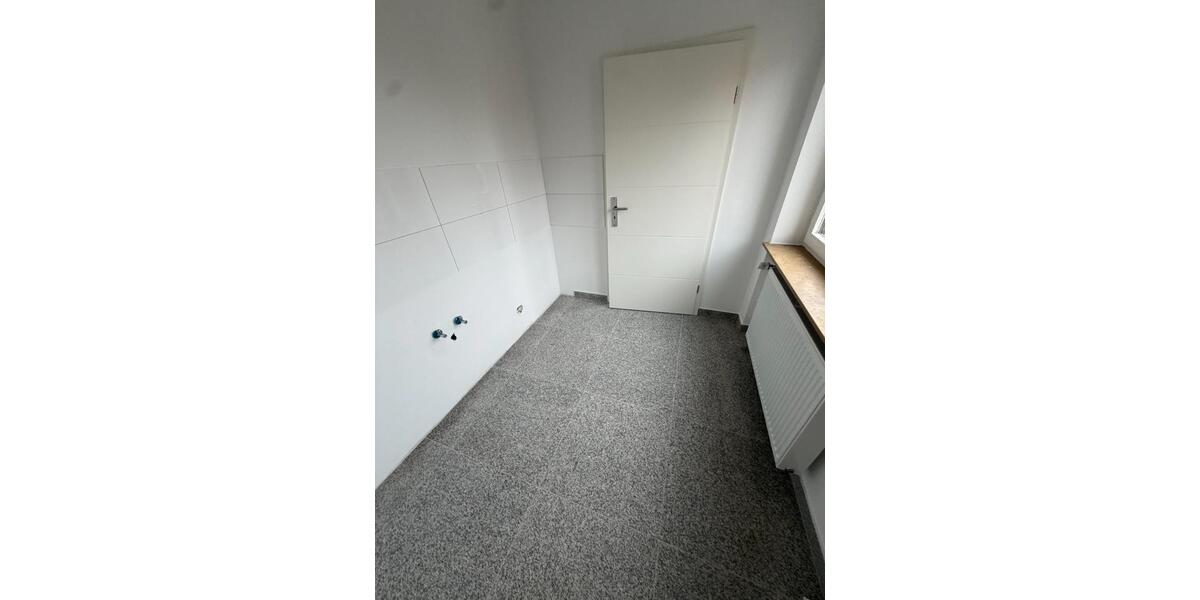 Etagenwohnung Ludwigshafen am Rhein Ludwigshafen-Hemshof - 2 Zimmer, 45 m&sup2;, 165.000&euro; | Angebot:25987136