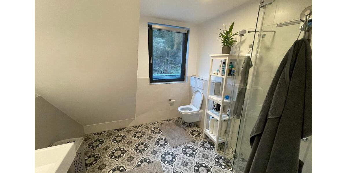 Doppelhaushälfte Gerbrunn - 3 Zimmer, 120 m&sup2;, 1.650&euro; | Angebot:26672621