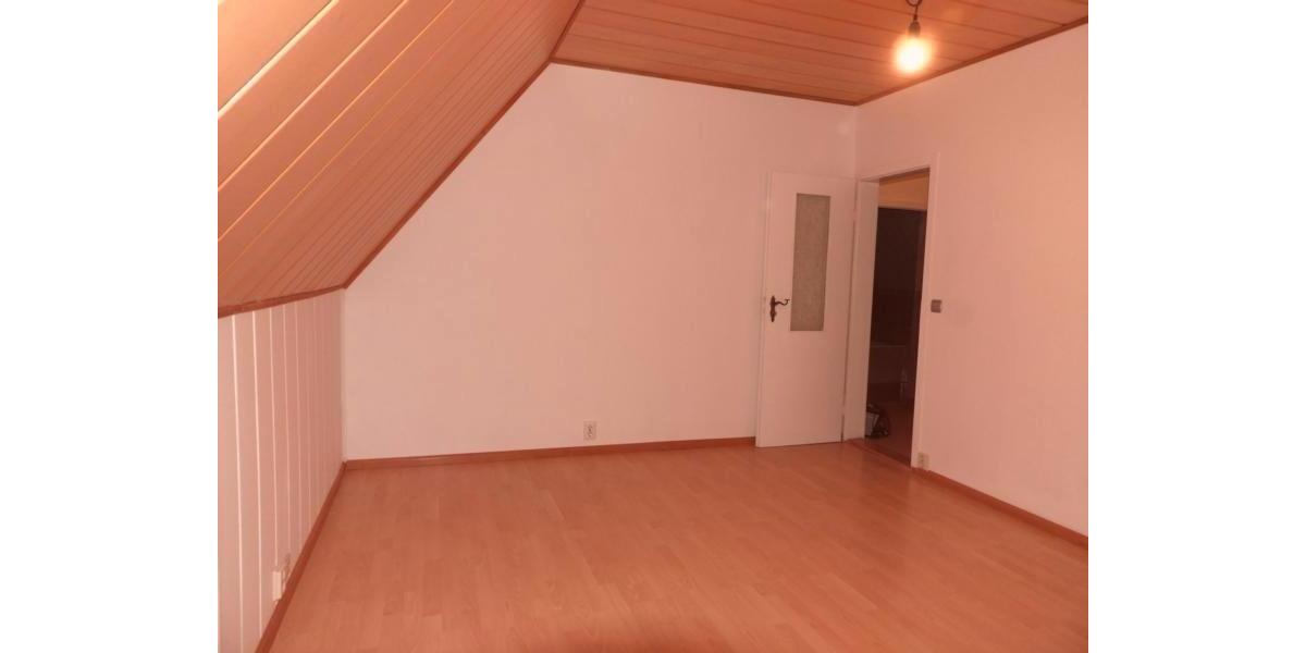 Etagenwohnung Müllrose - 6 Zimmer, 109 m&sup2;, 1.100&euro; | Angebot:26380682