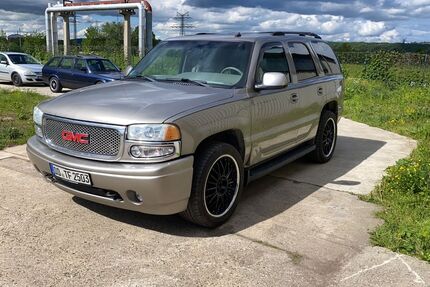 GMC Yukon 278.216 km 9.950 &euro; Dresden 01259