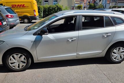 Renault Megane 147.000 km 5.500 &euro; Bischofsheim 65474