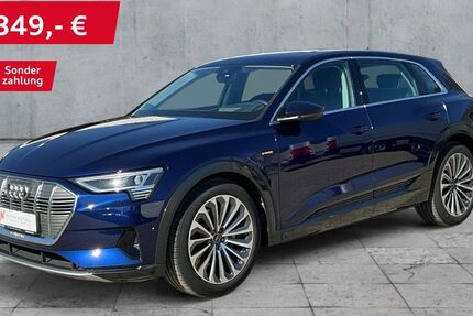 Audi e-tron 48.805 km 35.630 &euro; Hof 95030