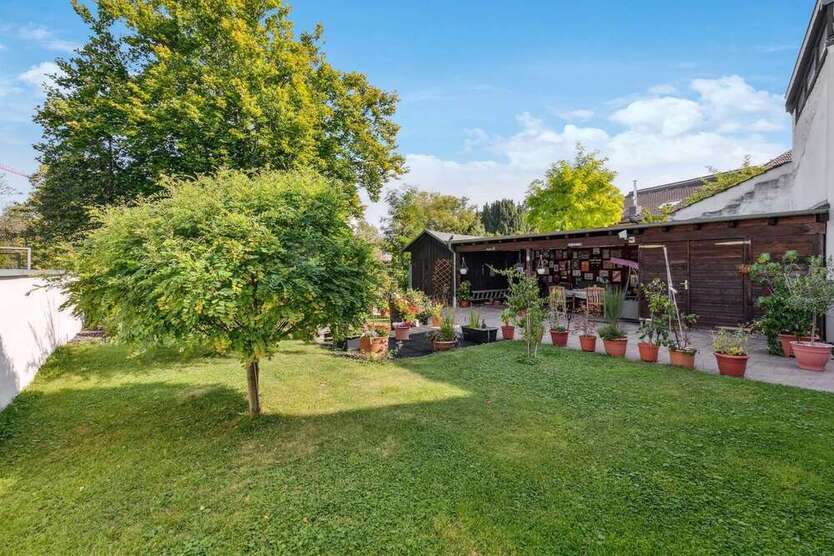 Haus zum Kaufen in Rheinbach 699.000 € 268 m²