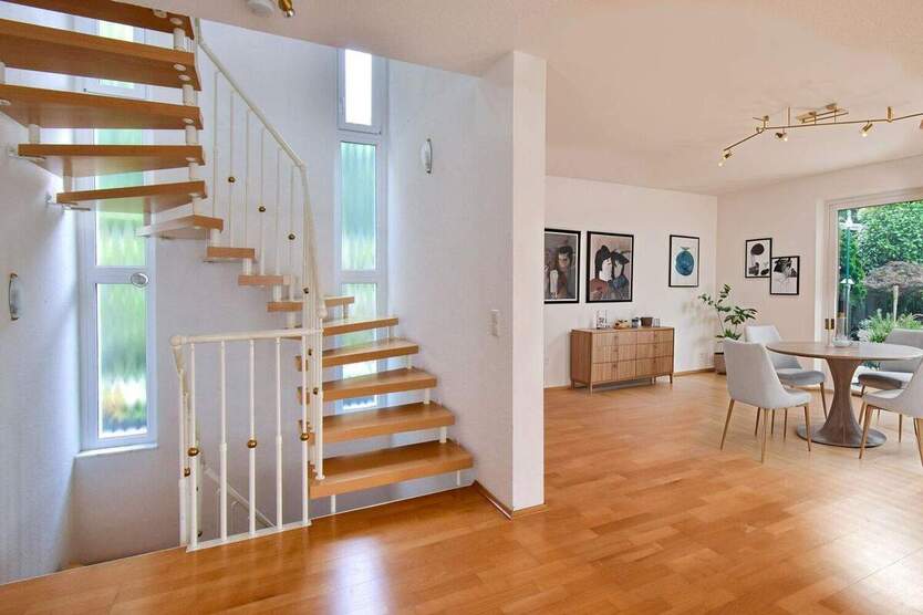 Endlich gefunden! Freistehendes, modernes Einfamilienhaus in Kettwig 6 zimmer