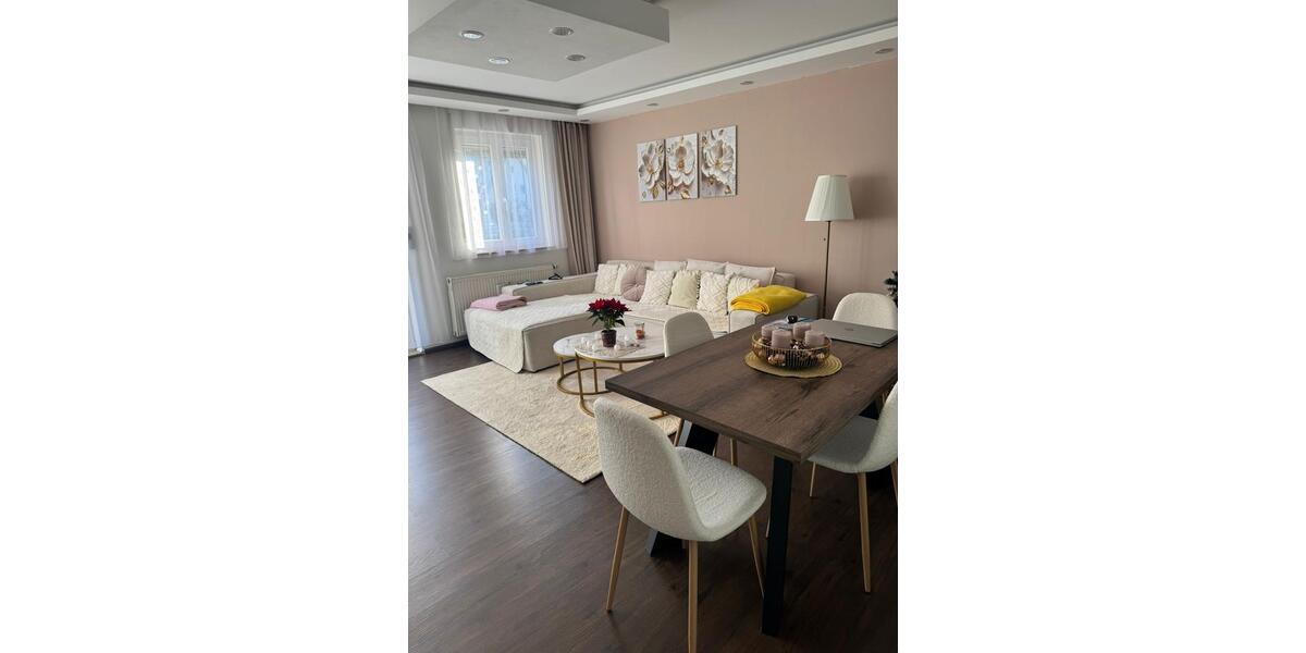 Hochparterre Gärtringen - 3 Zimmer, 70 m&sup2;, 1.350&euro; | Angebot:24680770