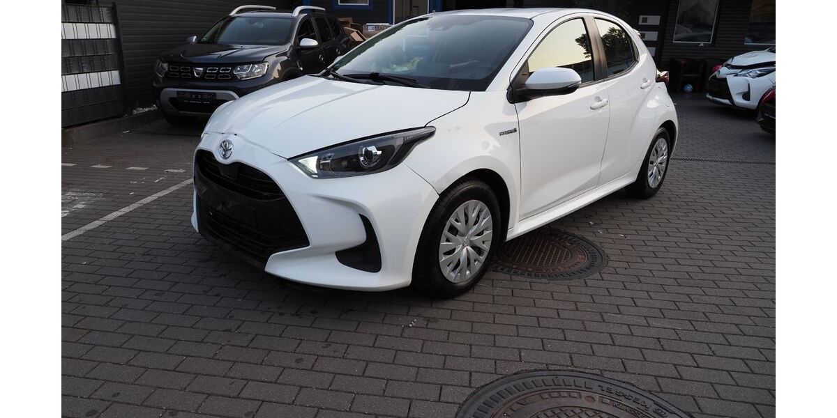 Toyota Yaris 103.000 km 11.590 &euro; Idar-Oberstein 55743