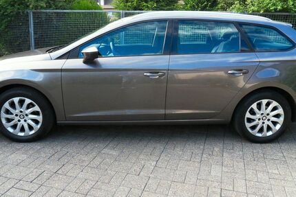 Seat Leon 116.000 km 9.500 &euro; Erwitte 59597