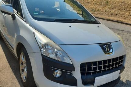 Peugeot 3008 141.000 km 3.000 &euro; Hornberg 78132