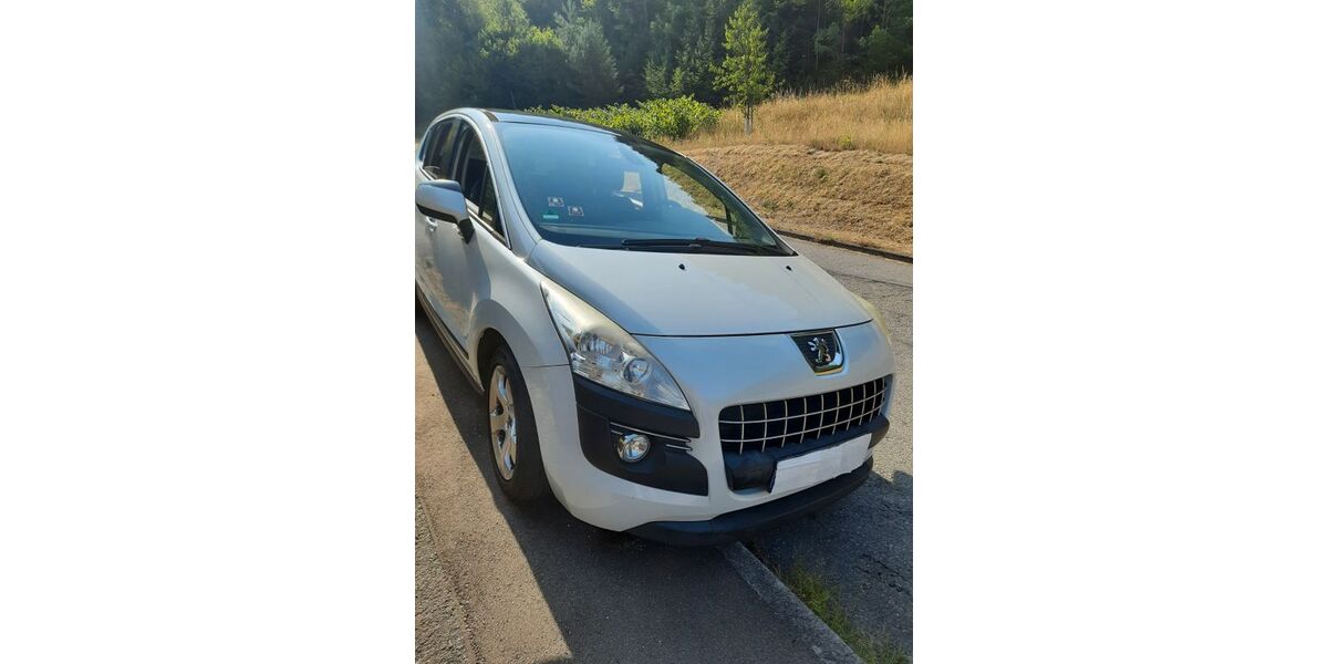 Peugeot 3008 141.000 km 3.000 &euro; Hornberg 78132