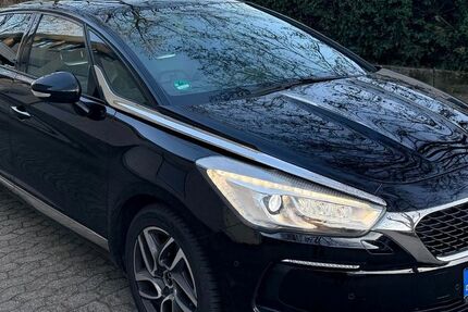 Citroen DS5 182.600 km 9.999 &euro; Wiesbaden 65197