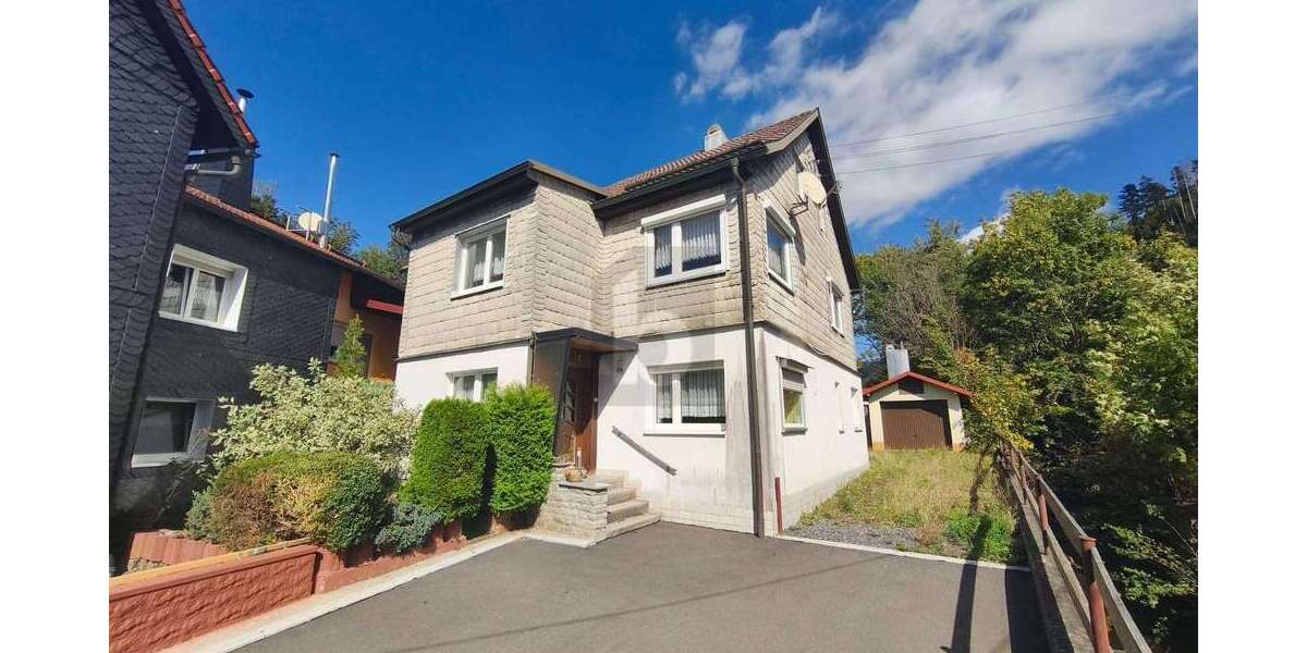 Einfamilienhaus Eisfeld - 12 Zimmer, 190 m&sup2;, 68.000&euro; | Angebot:25549512