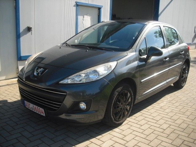 Peugeot 207 78.000 km 3.999 &euro; Aichach 86551