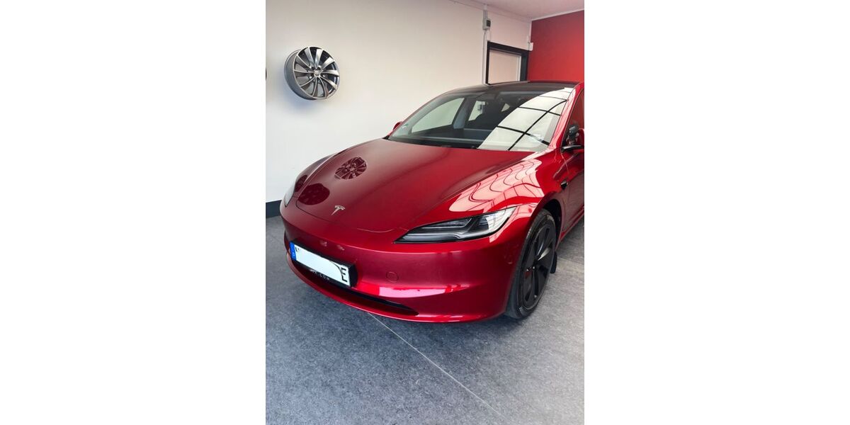Tesla Model 3 7.400 km 40.200 &euro; Tönisvorst 47918