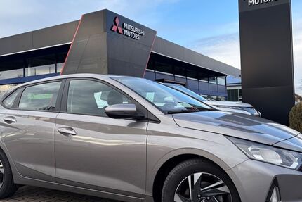 Hyundai i20 25.046 km 17.490 &euro; Königsbrunn 86343