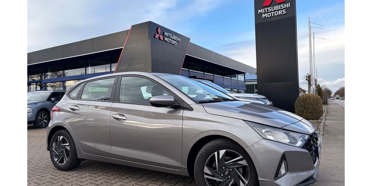 Hyundai i20 25.046 km 17.490 &euro; Königsbrunn 86343