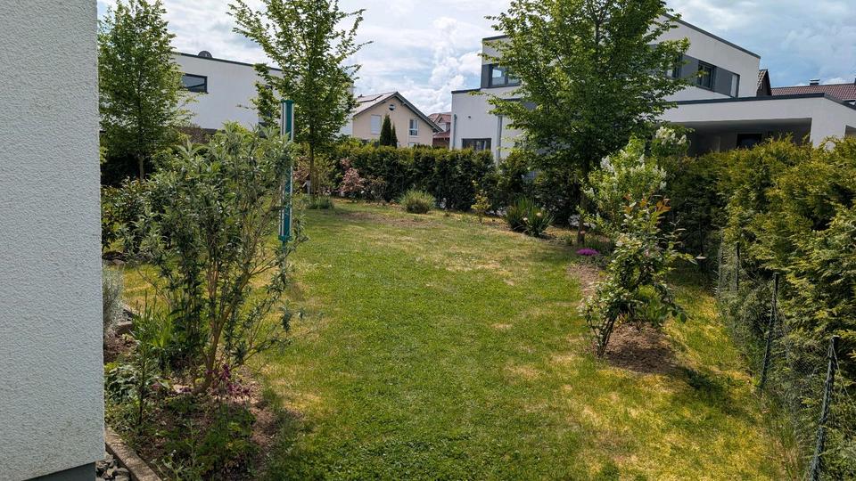 Erdgeschoßwohnung Baunatal - 3 Zimmer, 100 m&sup2;, 379.000&euro; | Angebot:26444353