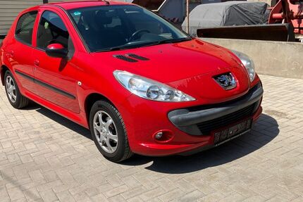 Peugeot 206 41.296 km 1.999 &euro; Diera - Zehren OT Zehren 01665
