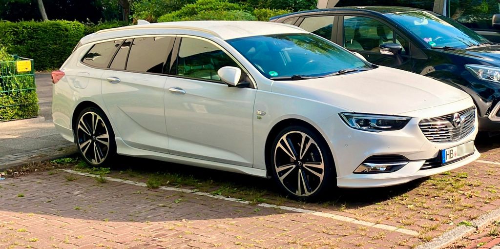 Opel Insignia 79.750 km 17.250 &euro; Bremen 28357