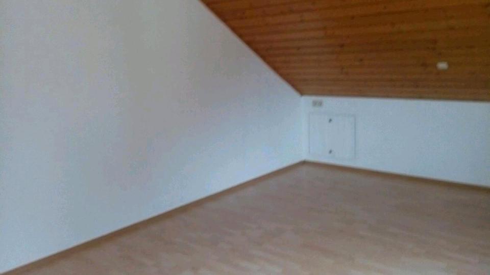 Etagenwohnung Prosselsheim - 4 Zimmer, 120 m&sup2;, 700&euro; | Angebot:26211442
