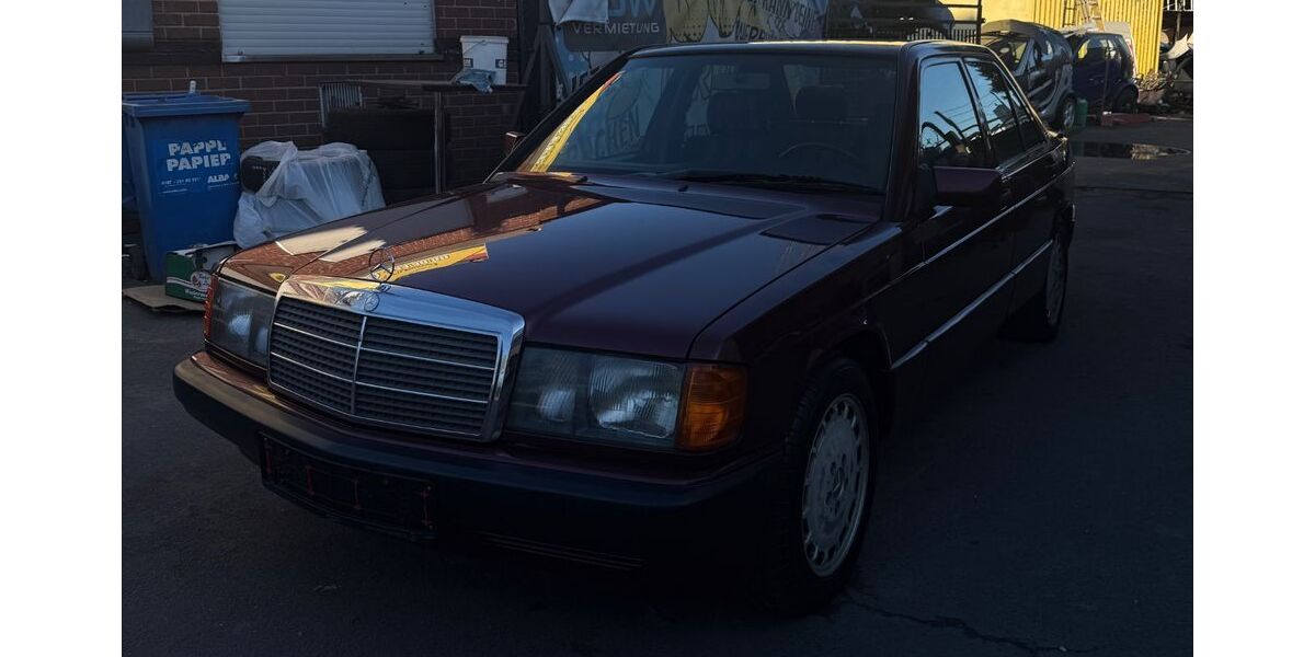 Mercedes-Benz 190 204.012 km 4.250 &euro; Berlin 13629