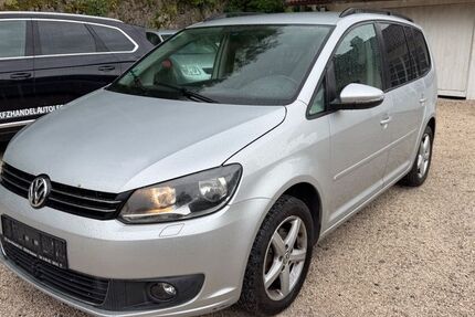 VW Touran 249.000 km 3.499 &euro; Grassau 83224